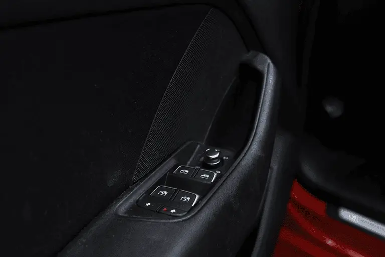 Auto Innenreinigung bei Nano Clean Wien - vorher